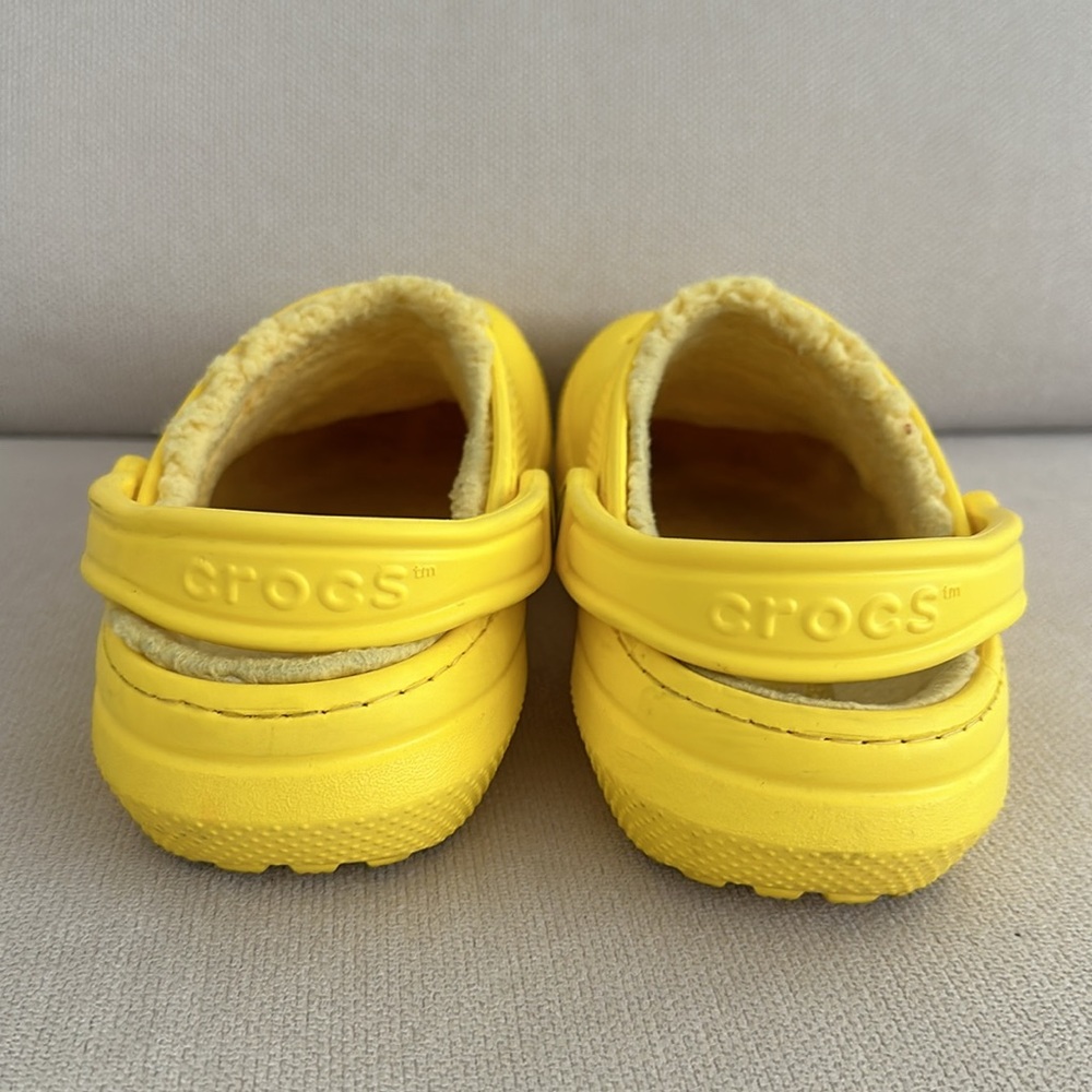 CROCS YELLOW DUAL COMFORT LINED LEMON YELLOW CLASSIC CLOGS SIZE M5 W7 - Picture 12 of 12